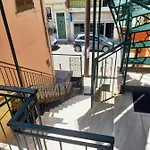Apartment Valaoritou *